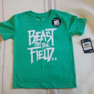 Under armour 3T tshirt